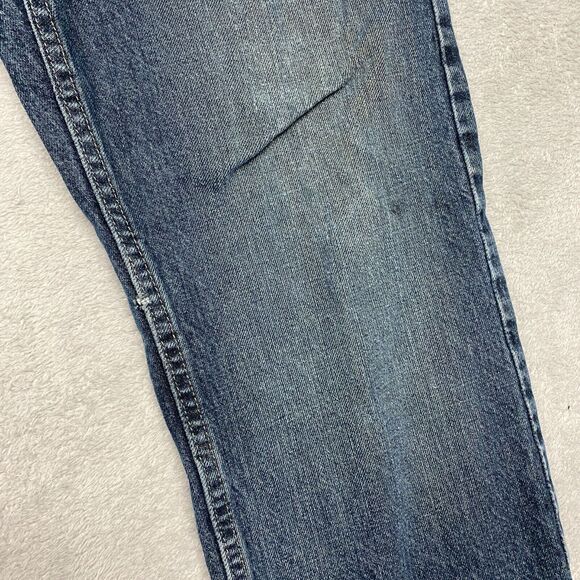 Wrangler Jeans Mens 34 Blue Denim Regular Fit Straight Distressed 31 Inseam - Picture 3 of 15